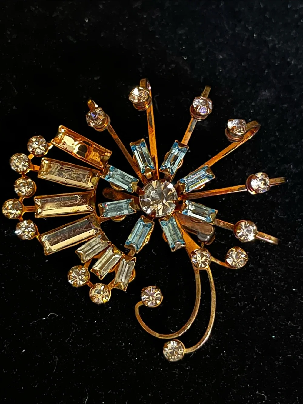 Vintage Gold-Tone Floral Burst Brooch with Clear and Light Blue Stones